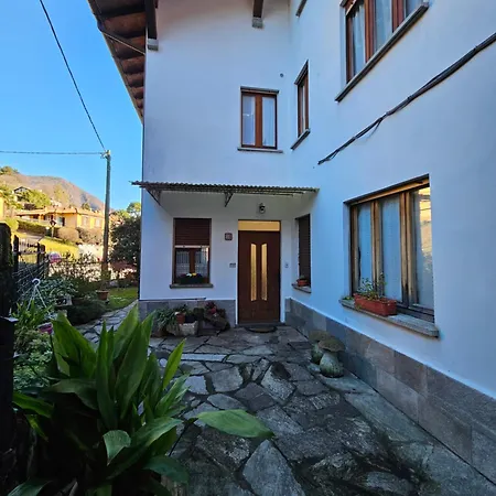 Casa Di Carlo Apartment *