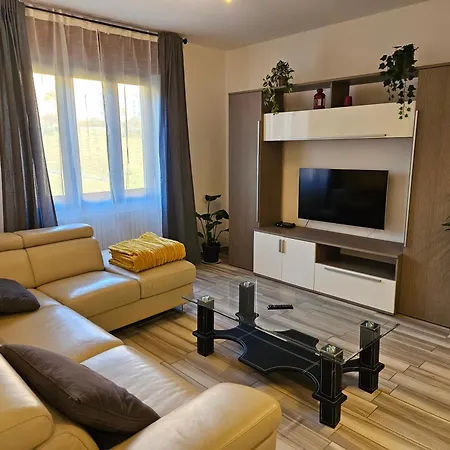 Casa Di Carlo דירה *