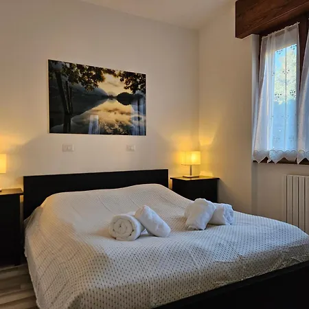 Casa Di Carlo * מנאג'יו